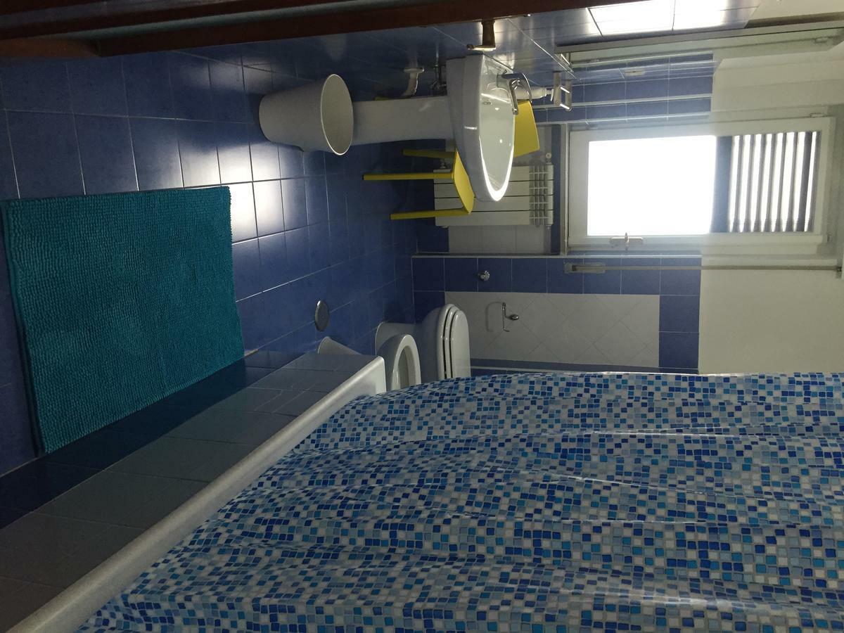 B&B Napoli Napoli Екстер'єр фото